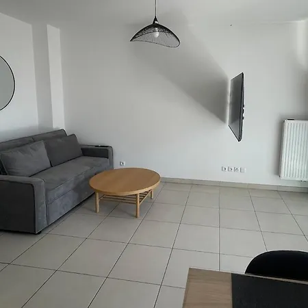 Cosy Avec Garage Et Terrasse Pres De La