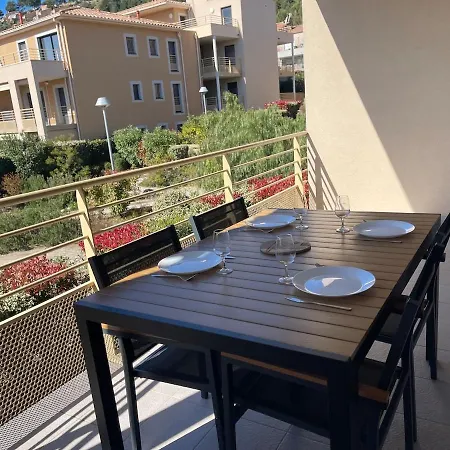 Cosy Avec Garage Et Terrasse Pres De La
